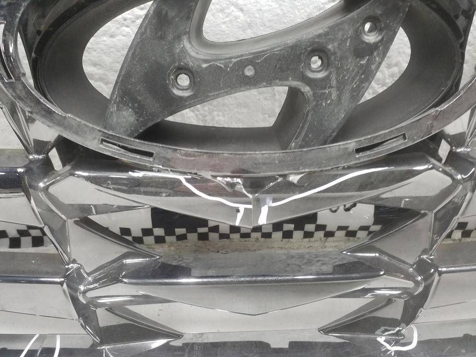 Решетка радиатора