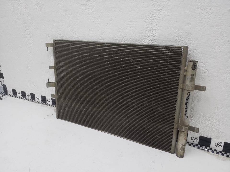 Радиатор кондиционера / конденсер