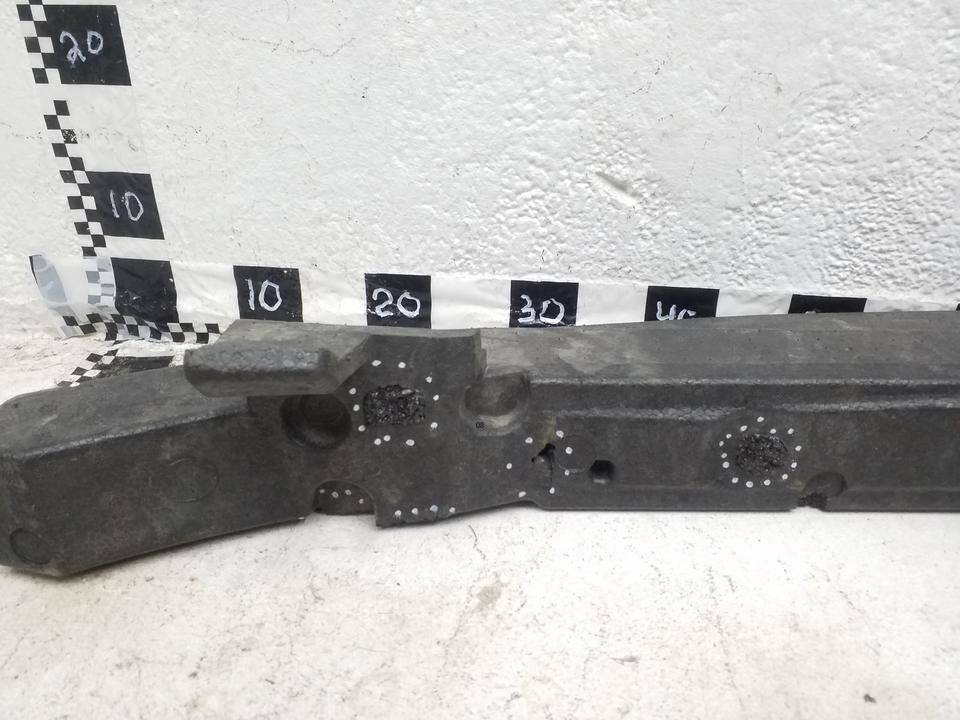 Наполнитель переднего бампера