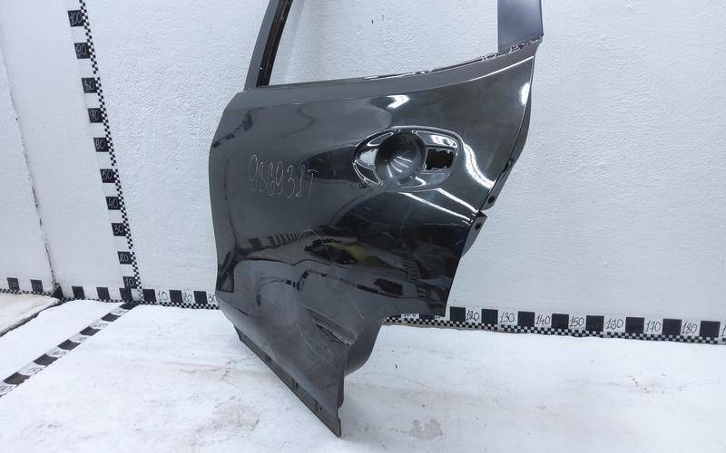 Дверь задняя левая