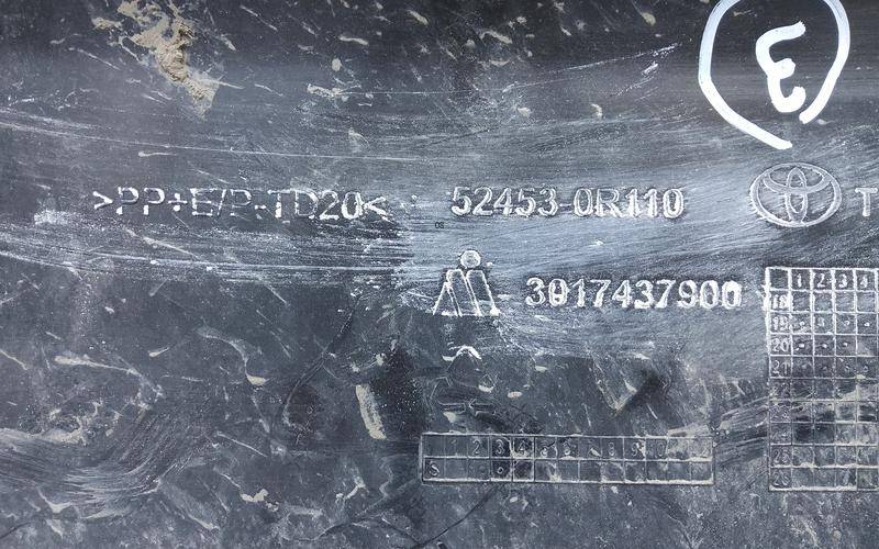 Накладка заднего бампера