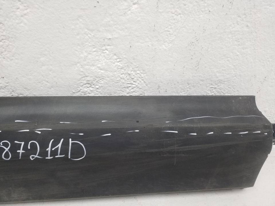 Накладка двери задней правой