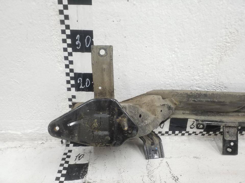 Усилитель заднего бампера