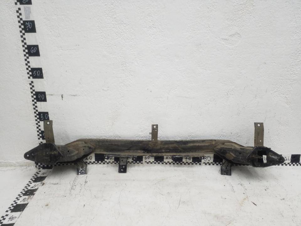 Усилитель заднего бампера