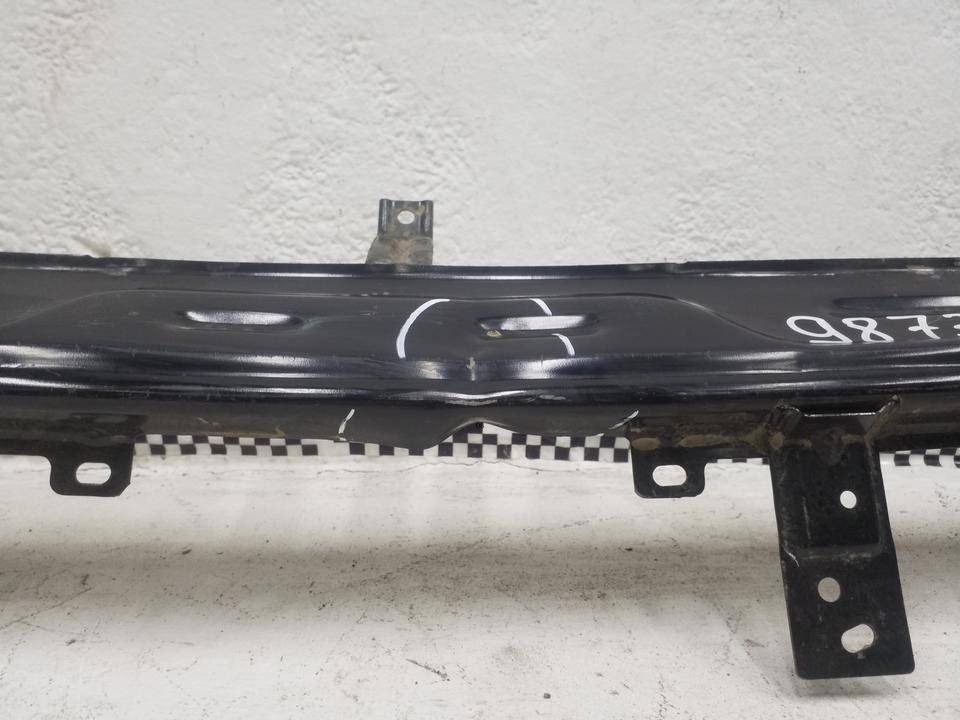 Усилитель заднего бампера