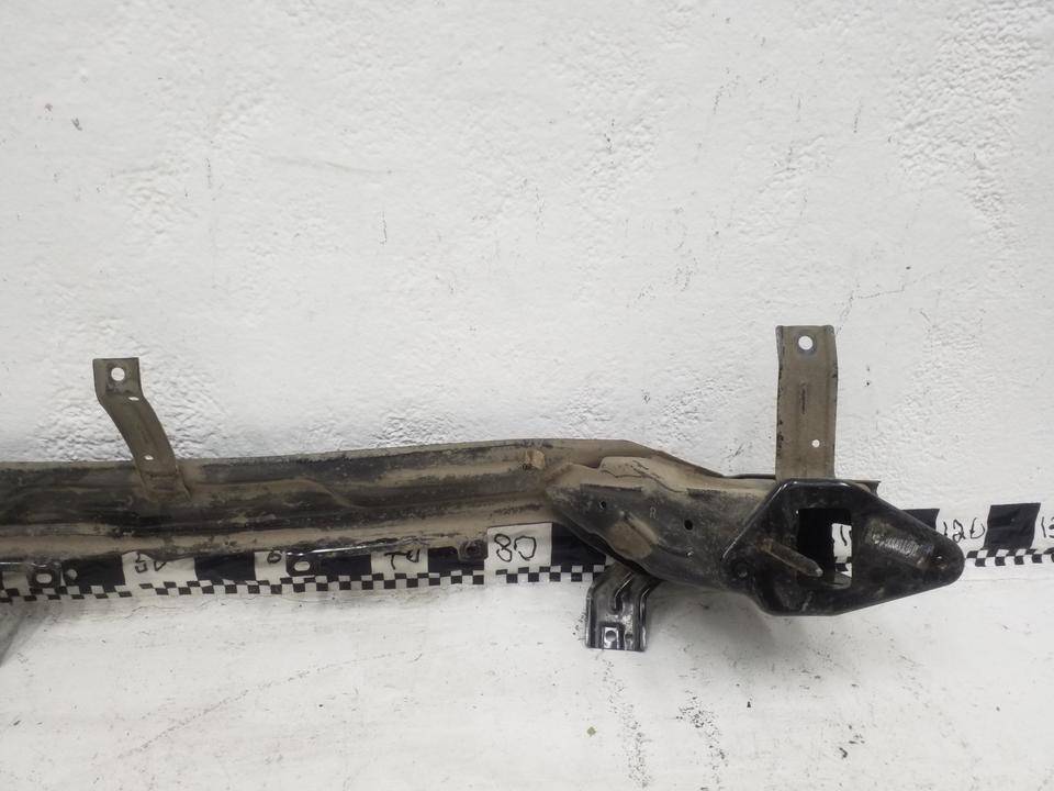 Усилитель заднего бампера