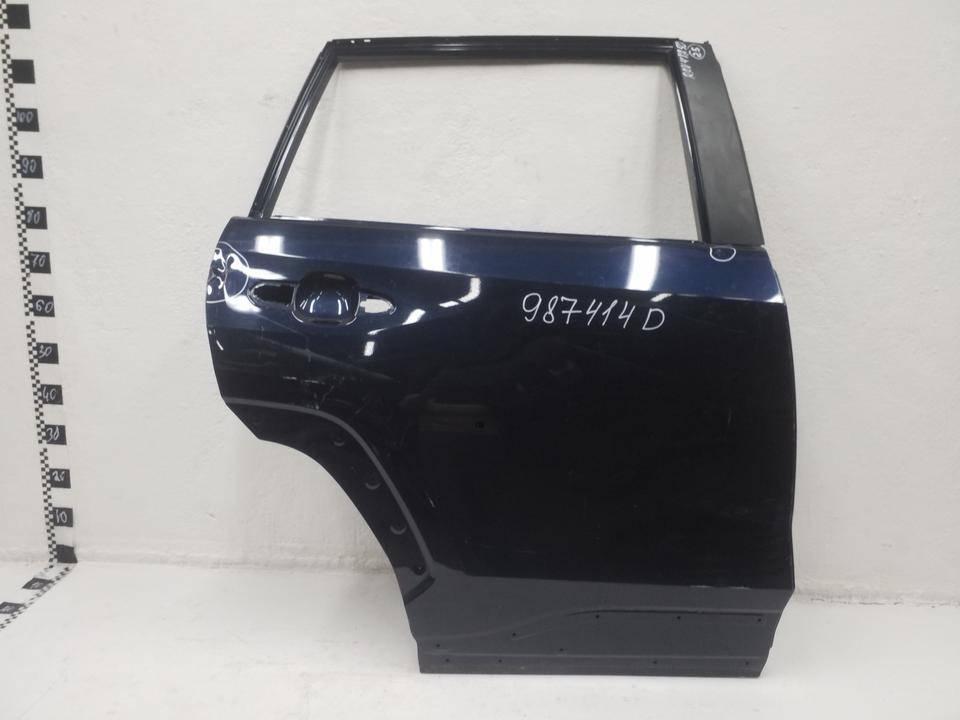 Дверь задняя правая