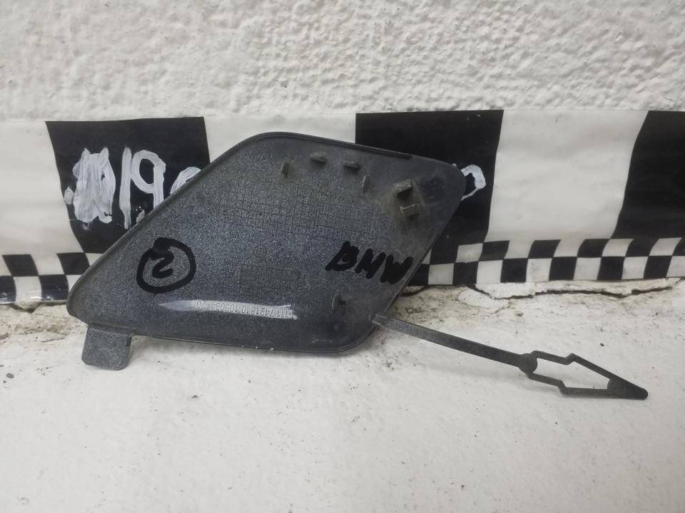 Заглушка буксировочного крюка