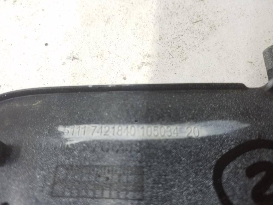 Заглушка буксировочного крюка