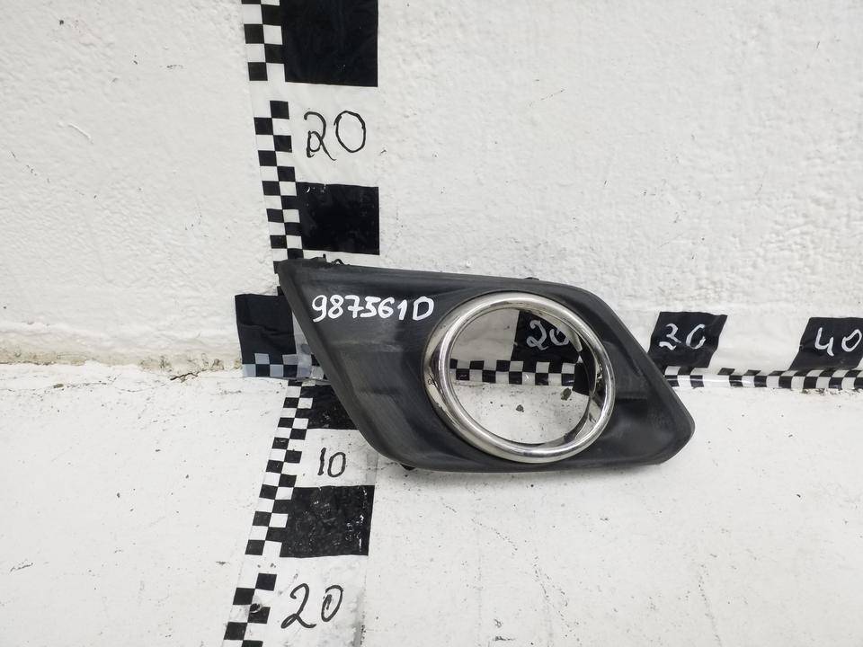 Накладка переднего бампера левая