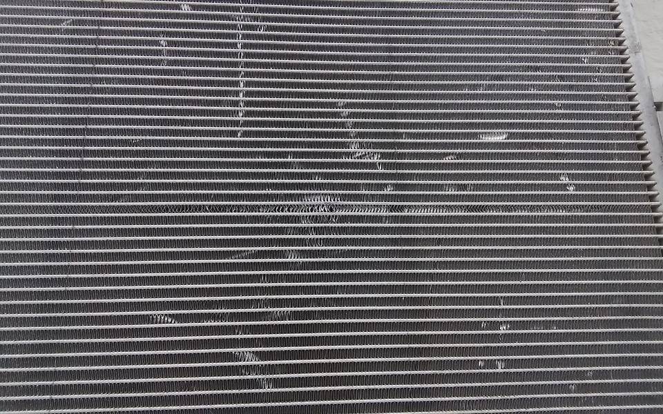 Радиатор кондиционера / конденсер