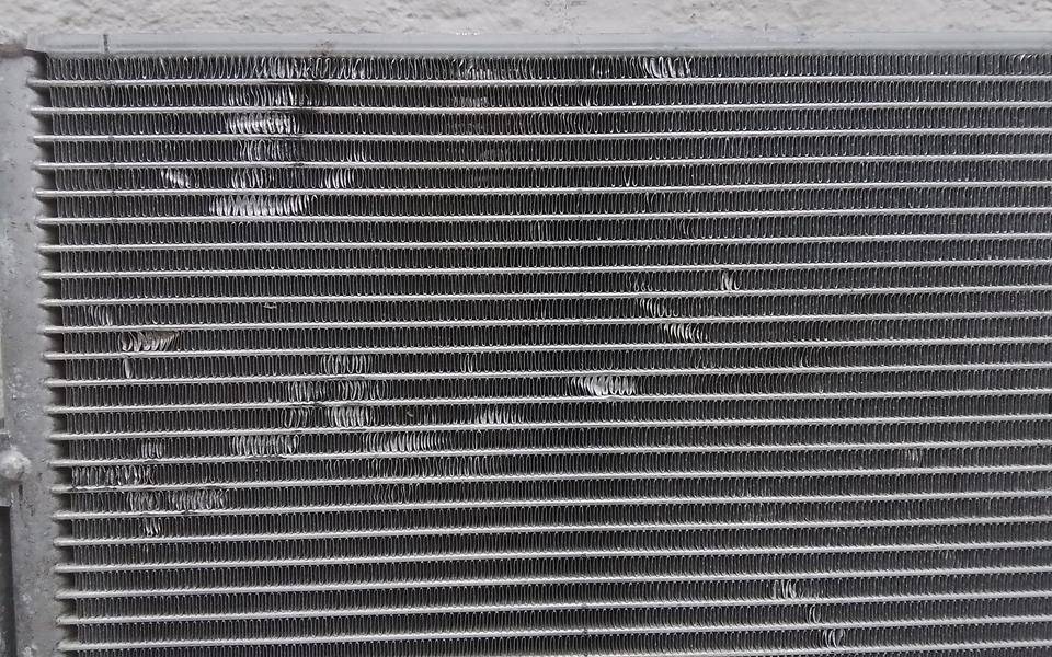 Радиатор кондиционера / конденсер