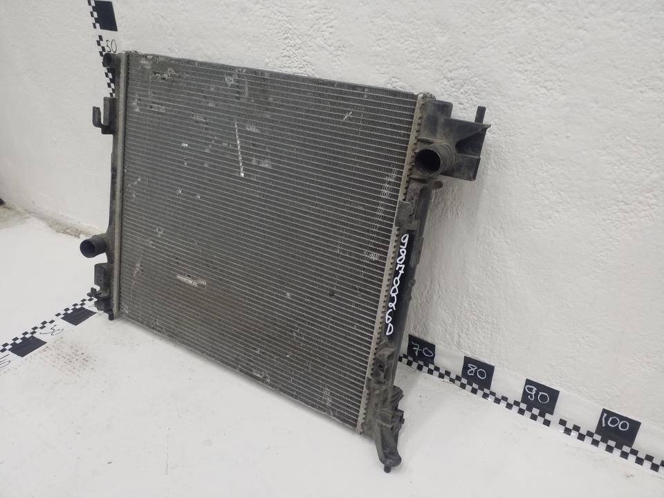 Радиатор охлаждения двигателя основной