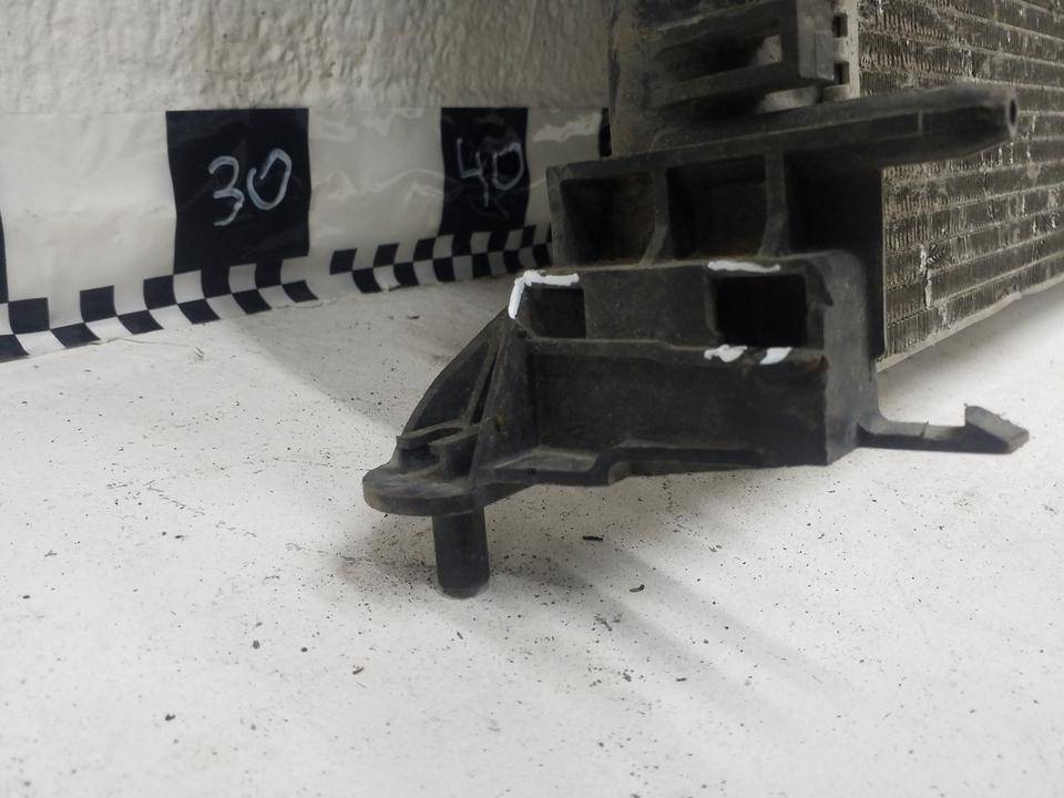 Радиатор охлаждения двигателя основной