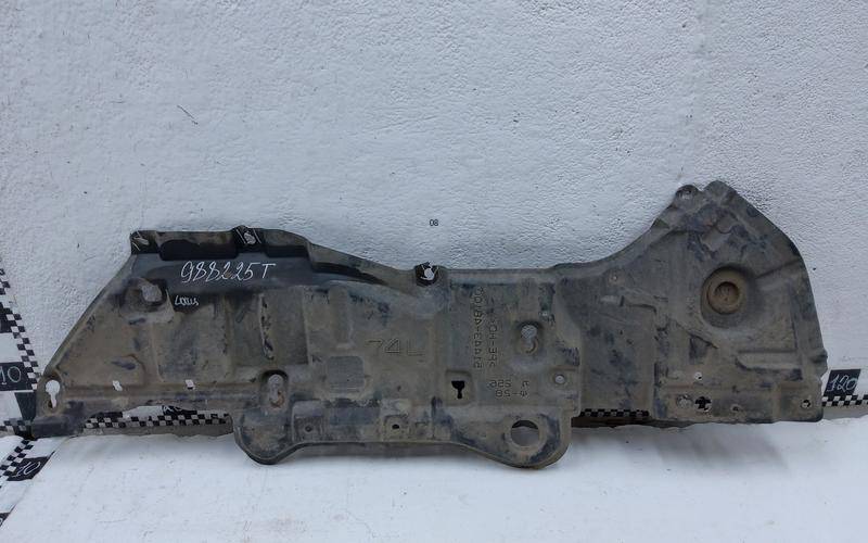 Пыльник двигателя нижний левый