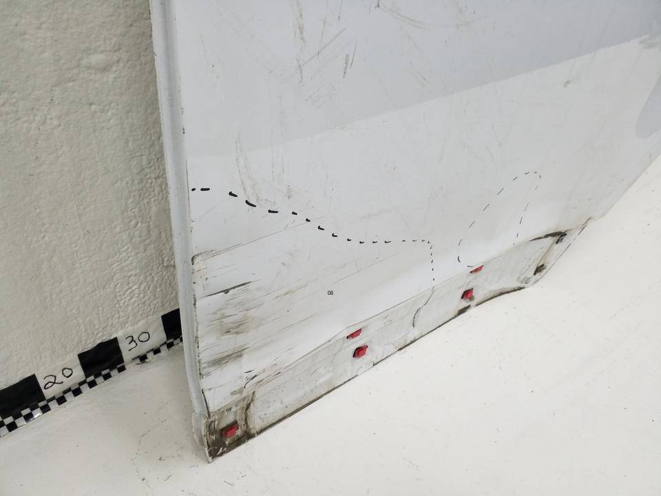 Дверь задняя левая