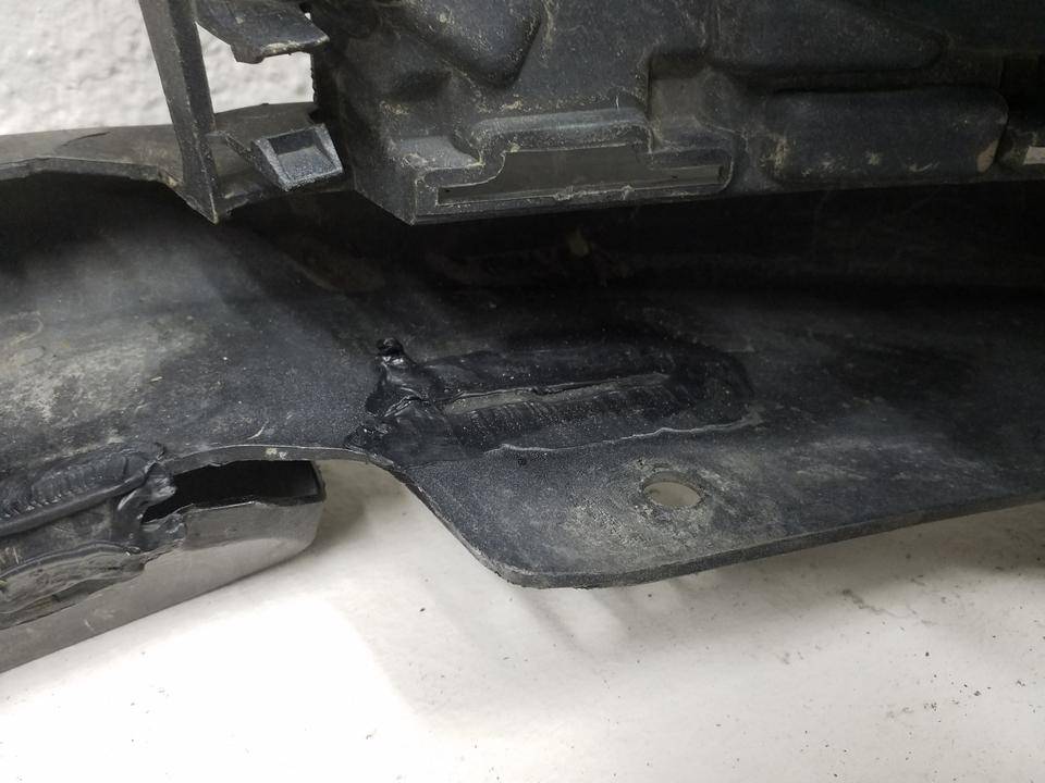 Бампер передний