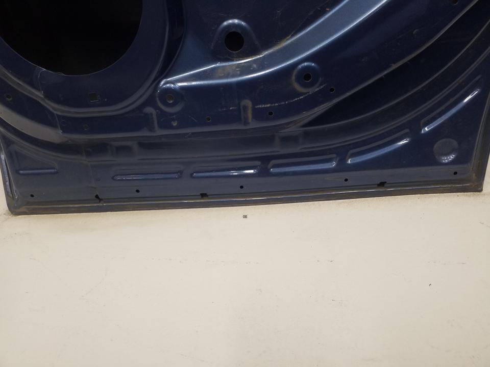 Дверь задняя правая