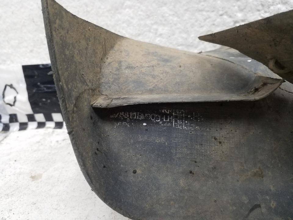 Брызговик задний левый