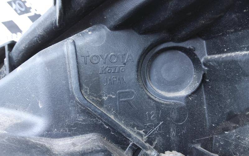 Фара правая