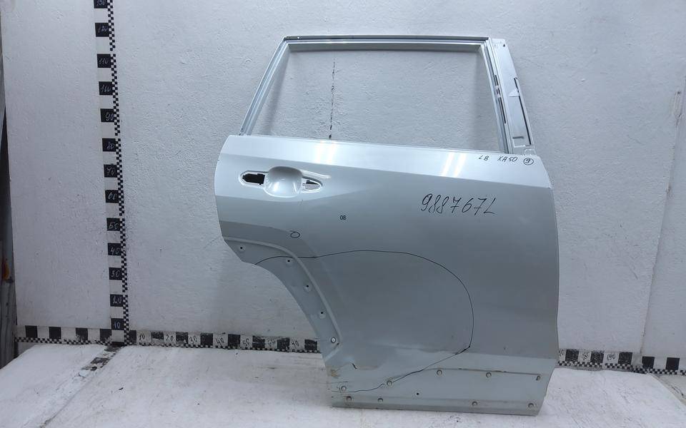 Дверь задняя правая