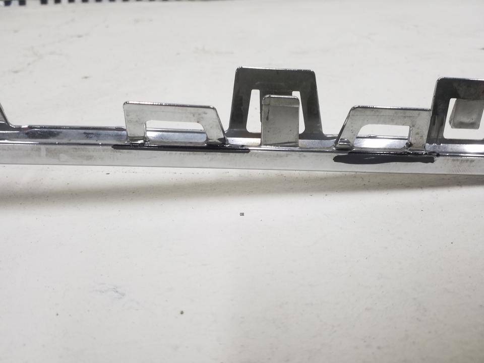 Накладка на решетку радиатора