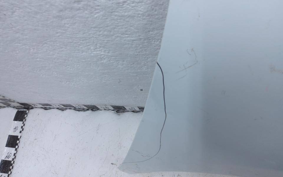 Крыло переднее правое