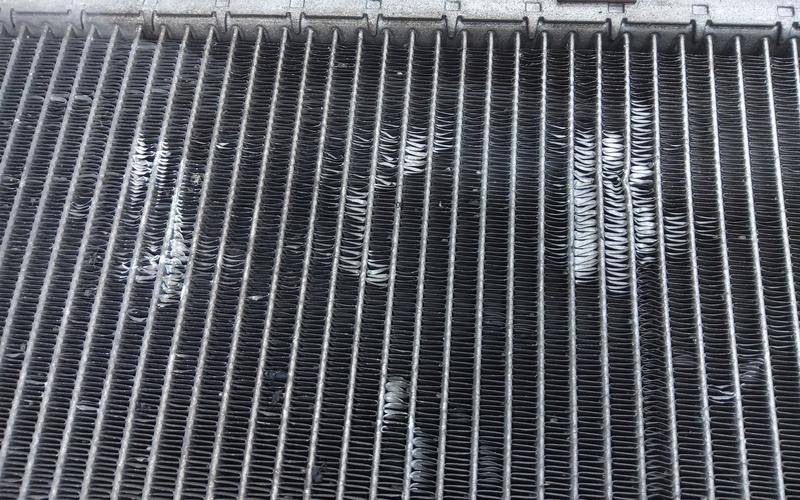 Радиатор кондиционера / конденсер