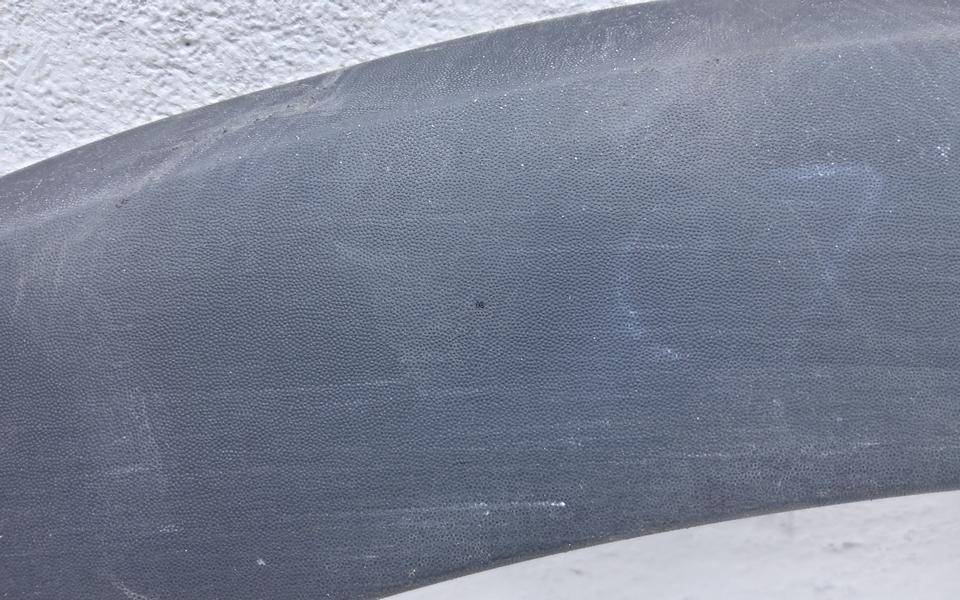 Накладка переднего крыла левого