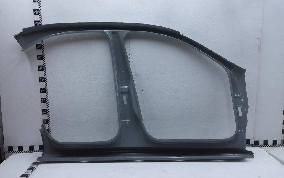 Кузовной элемент