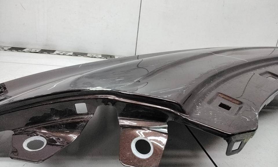 Крыло переднее левое