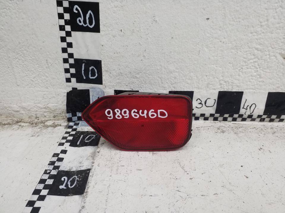 Отражатель в бампер задний правый
