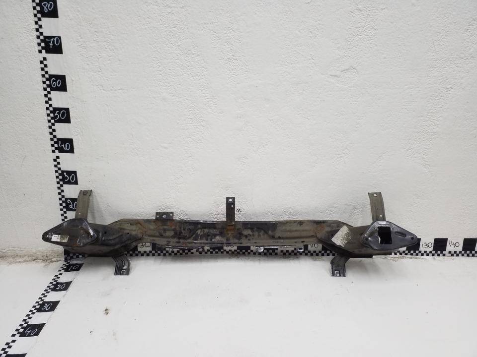 Усилитель заднего бампера