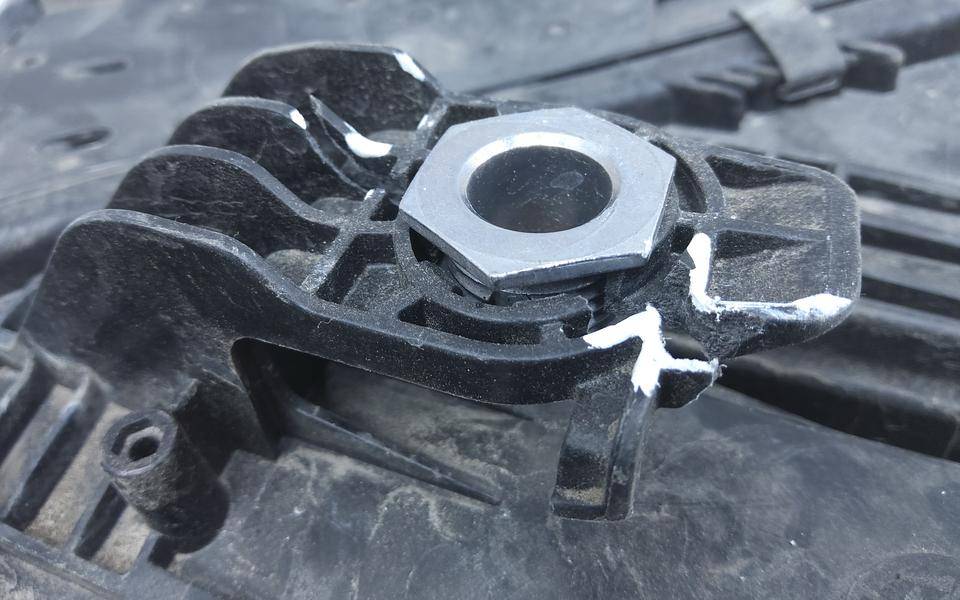 Фара правая