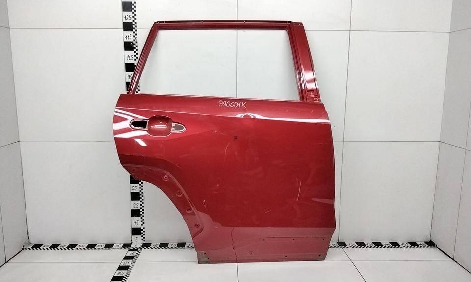 Дверь задняя правая