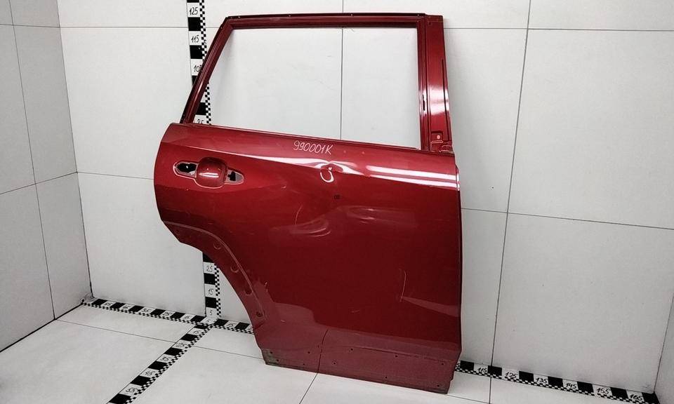 Дверь задняя правая