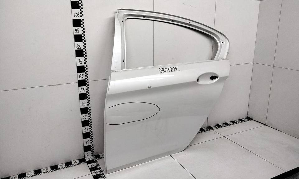 Дверь задняя левая