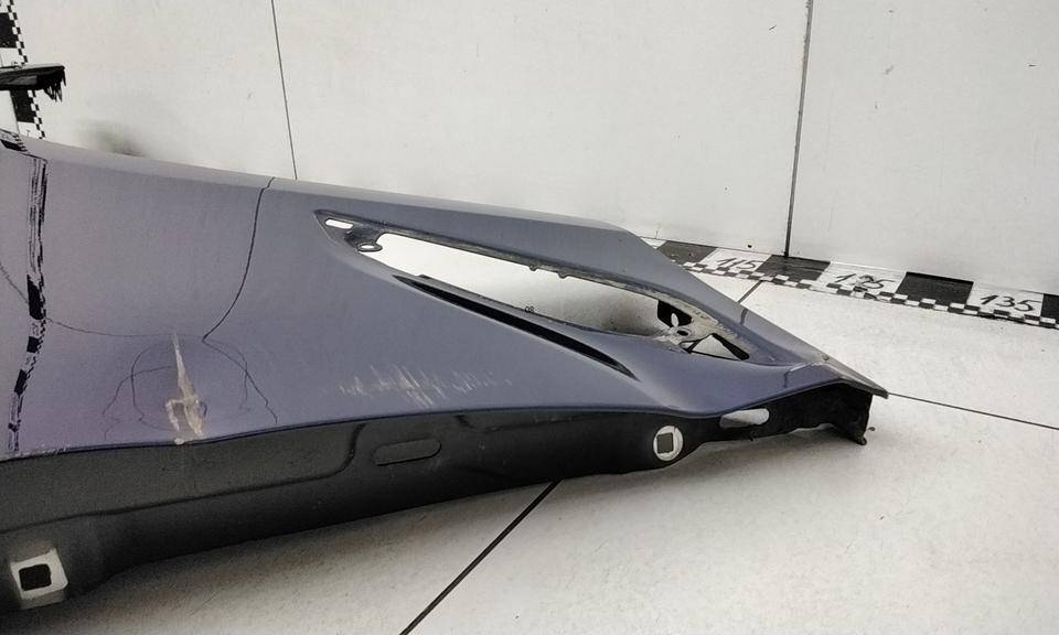 Крыло переднее правое