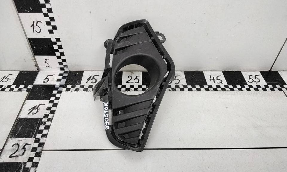 Накладка переднего бампера правая