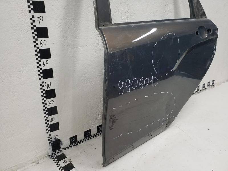 Дверь задняя левая