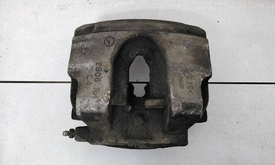 Суппорт передний правый