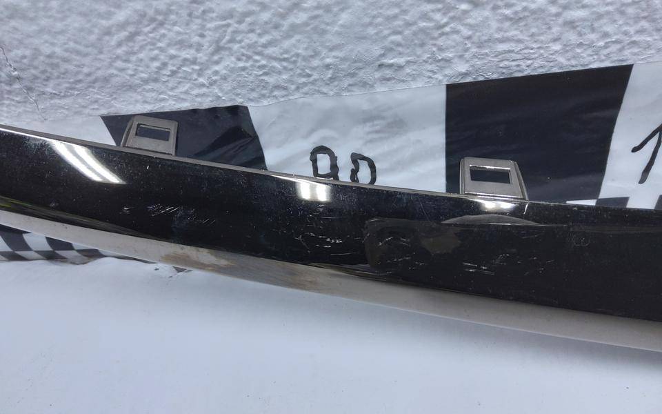 Накладка на решетку радиатора