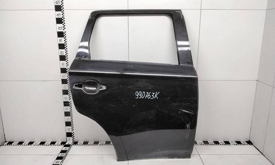 Дверь задняя правая