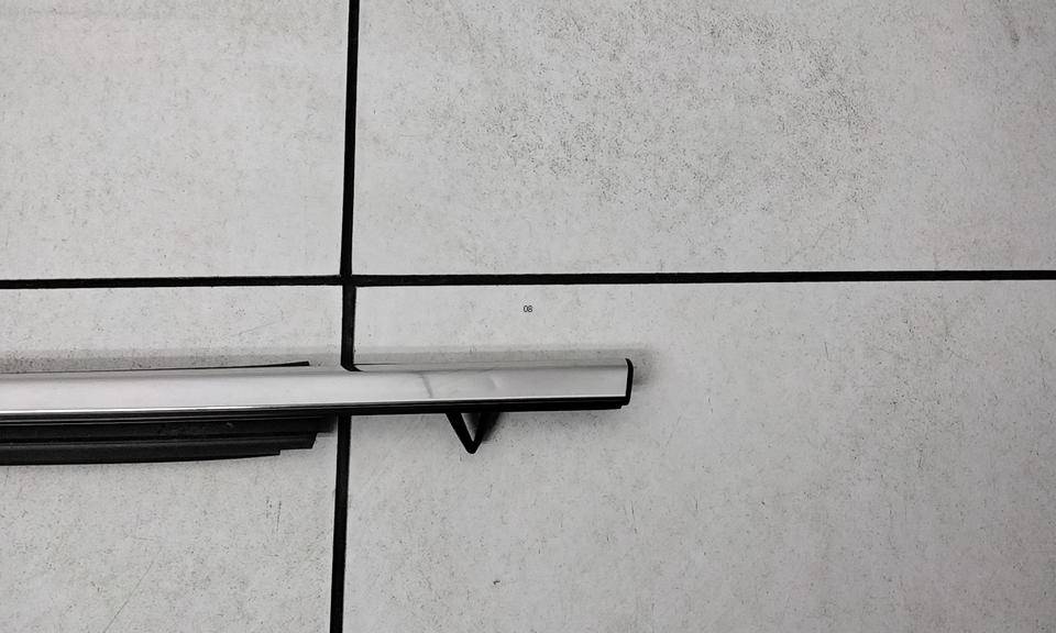 Уплотнитель стекла двери