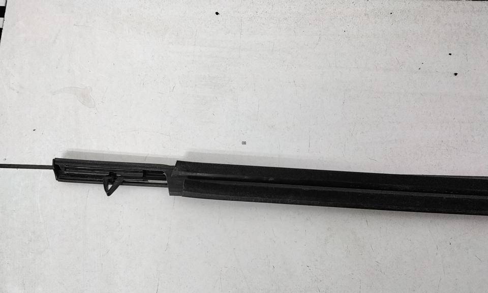 Уплотнитель стекла двери