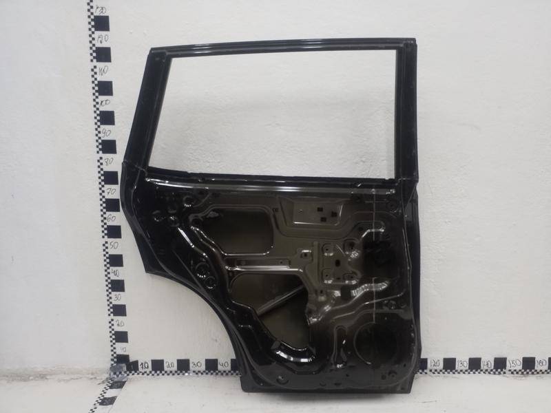 Дверь задняя левая