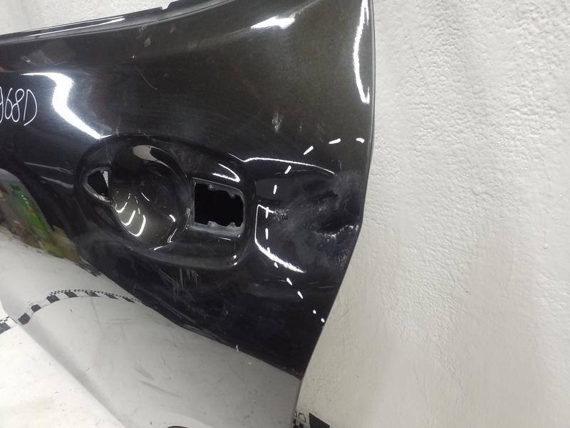 Дверь задняя левая