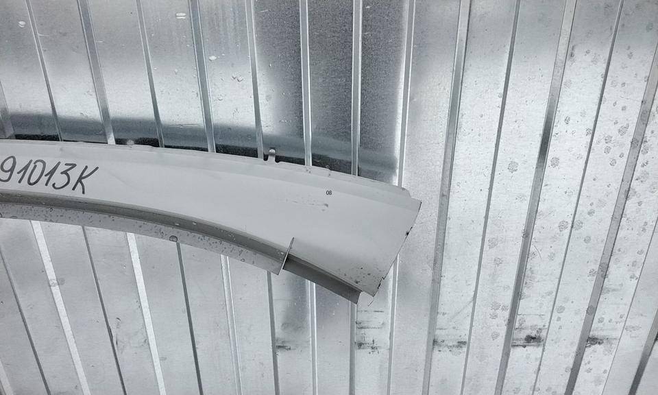 Кузовной элемент