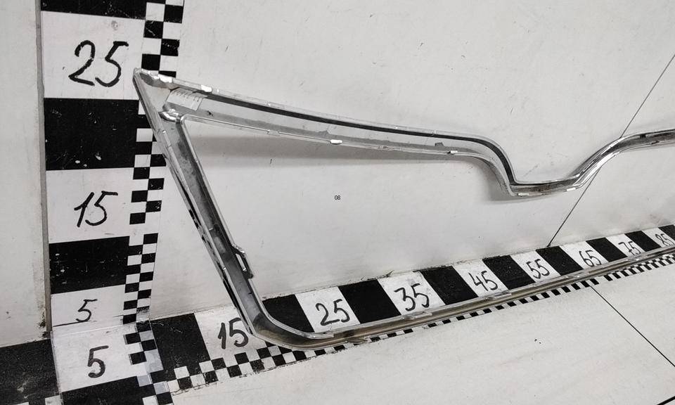 Накладка на решетку радиатора