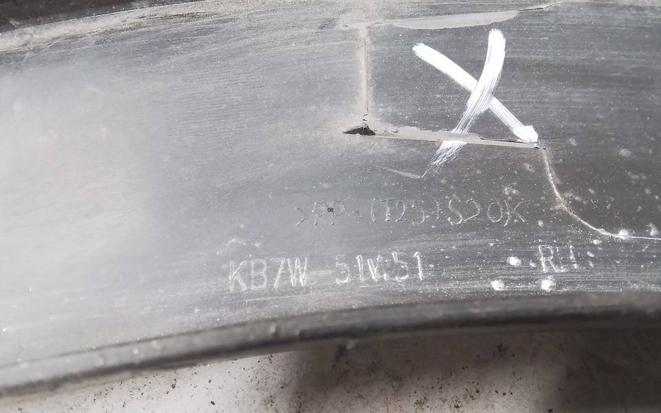 Накладка заднего крыла правого